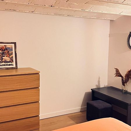 Habitacion Privada En Bello Apartamento Compartido Барселона Экстерьер фото