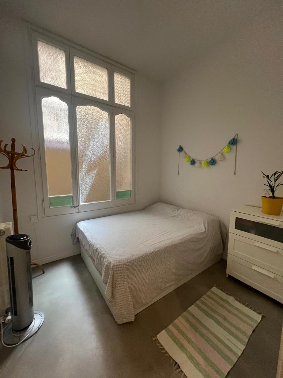 Habitacion Privada En Bello Apartamento Compartido Барселона Экстерьер фото